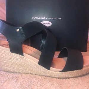 Size 9 Dr. Scholl’s Wedges